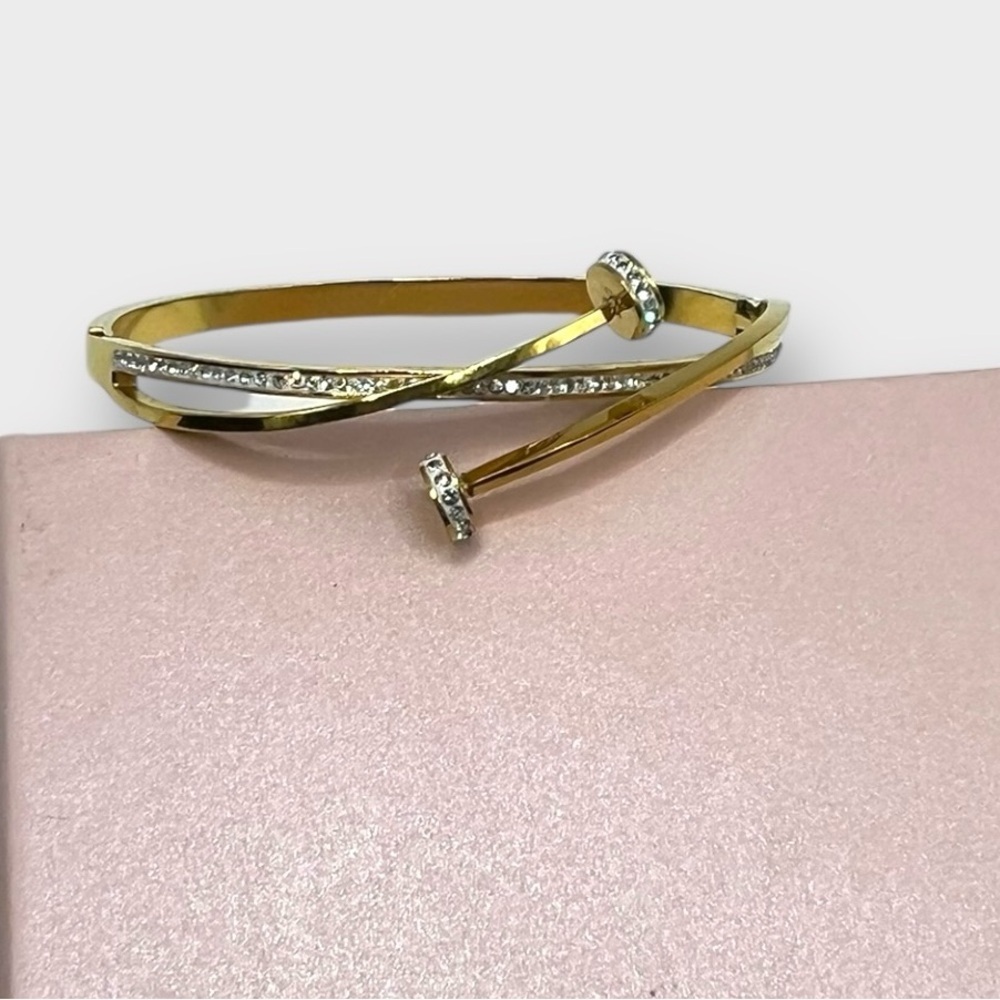 💛Two-Tone🩶Twisted Stainless Steel Bracelet with Cubic Zirconia Accents/NWOT - Picture 3 of 7